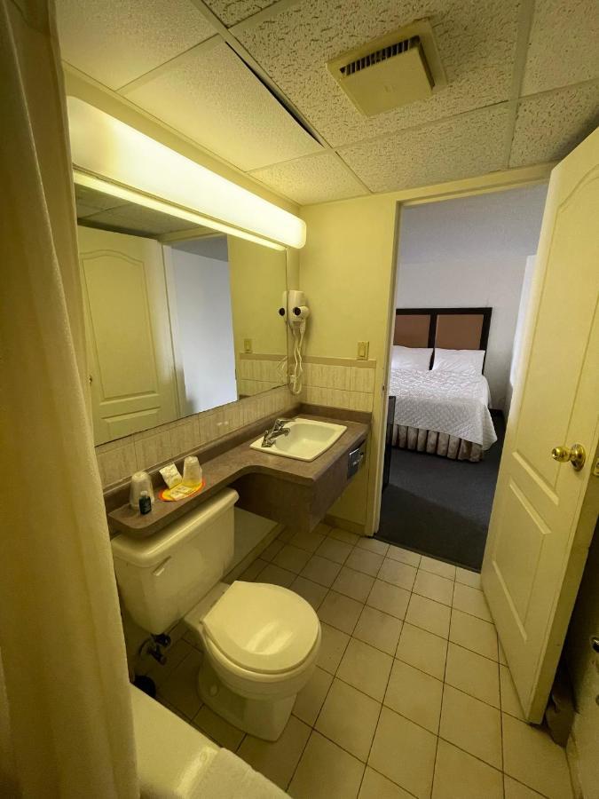 6032 Persepolis Motel 2*